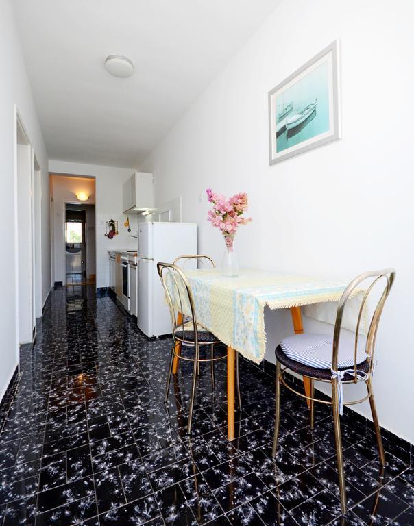 Apartment Ksenija 德尔韦尼克 外观 照片